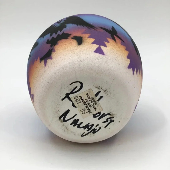 VTG Hozoni Pottery Vase Signed Redhorse Navajo Butterflies Dancer Sunset Colors - Picture 7 of 7